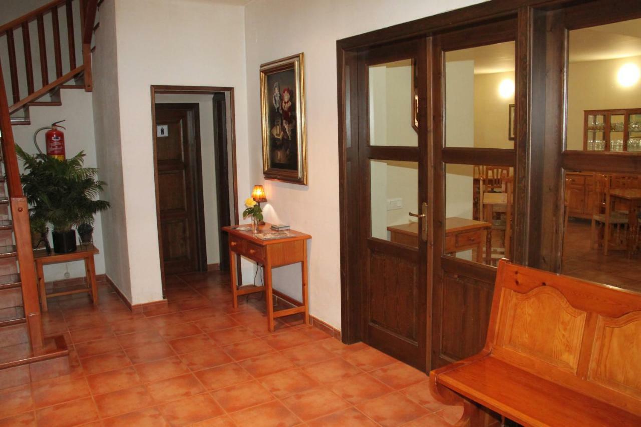 Delicias Hotel Peraltilla Bagian luar foto